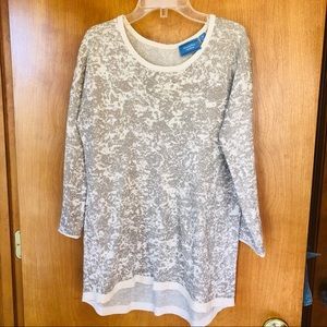 HAPPY NEW YEAR 🎉🥂 SIMPLY VERA metallic knit top